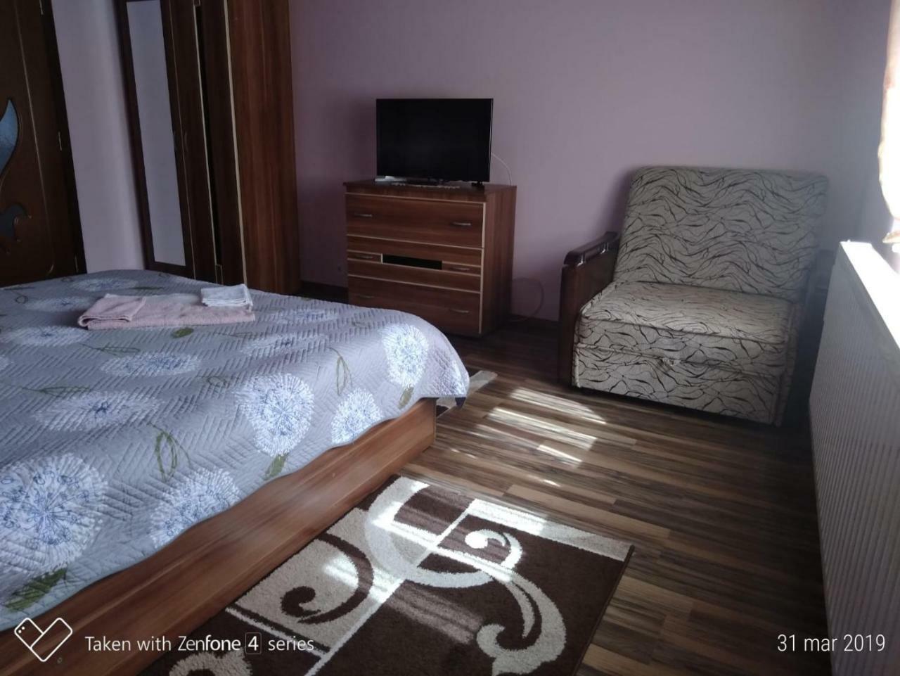 Casa Suzy & Roxy Apartment Arpasu de Jos Ngoại thất bức ảnh