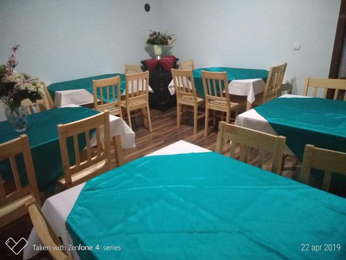 Casa Suzy & Roxy Apartment Arpasu de Jos Ngoại thất bức ảnh