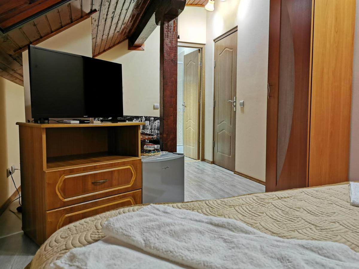 Casa Suzy & Roxy Apartment Arpasu de Jos Ngoại thất bức ảnh